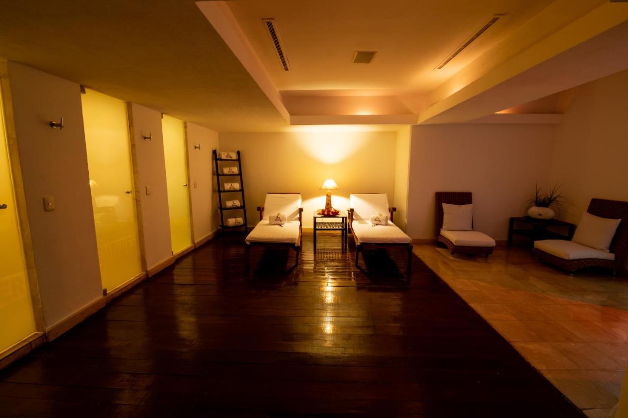เอมโปริโอ อกาปุลโก Hotel อากาปุลโก ภายนอก รูปภาพ The spa at the Taj Mahal Palace, Mumbai