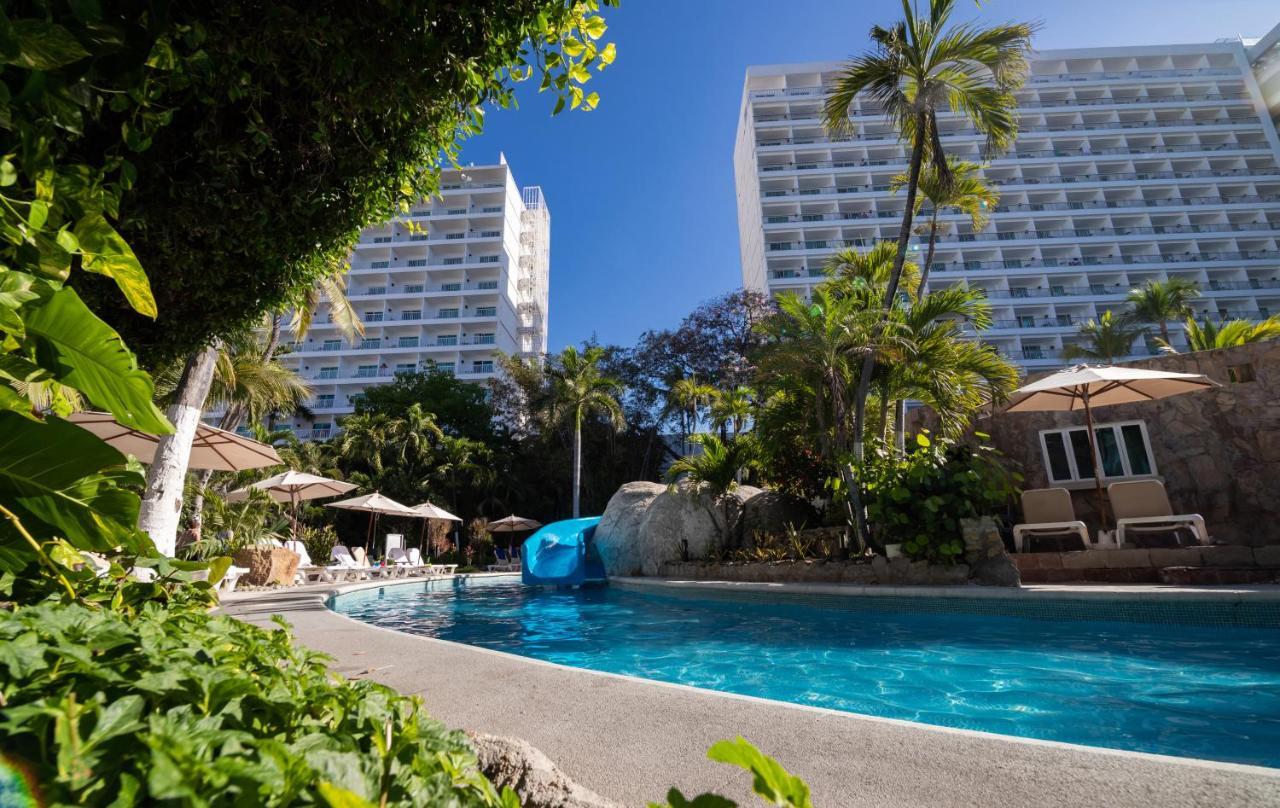 เอมโปริโอ อกาปุลโก Hotel อากาปุลโก ภายนอก รูปภาพ The pool at the Royal Hawaiian Hotel