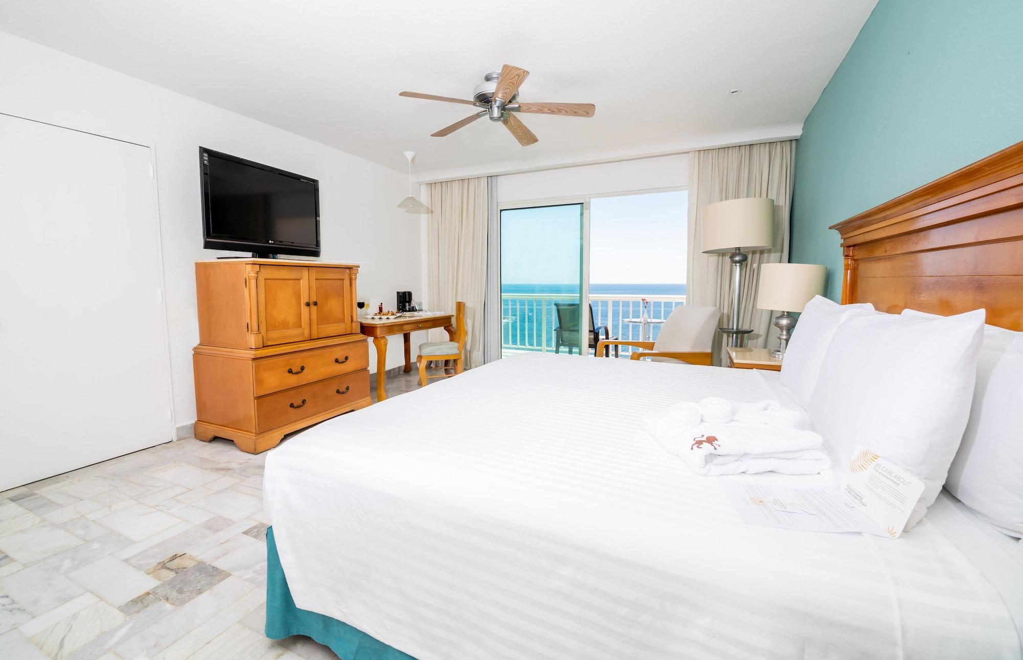 เอมโปริโอ อกาปุลโก Hotel อากาปุลโก ภายนอก รูปภาพ Oceanfront King