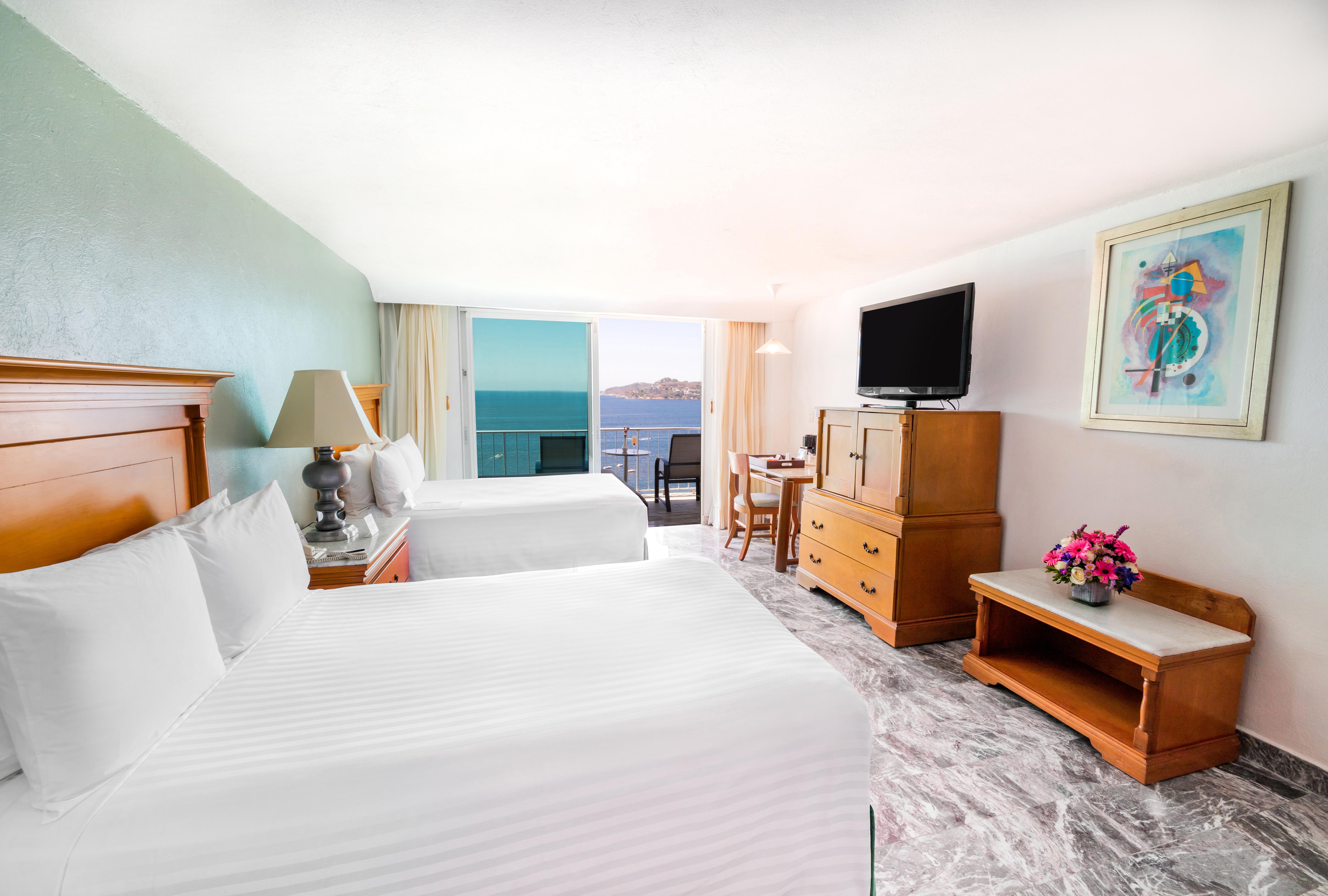 เอมโปริโอ อกาปุลโก Hotel อากาปุลโก ภายนอก รูปภาพ A guest room at the Hilton San Diego Bayfront