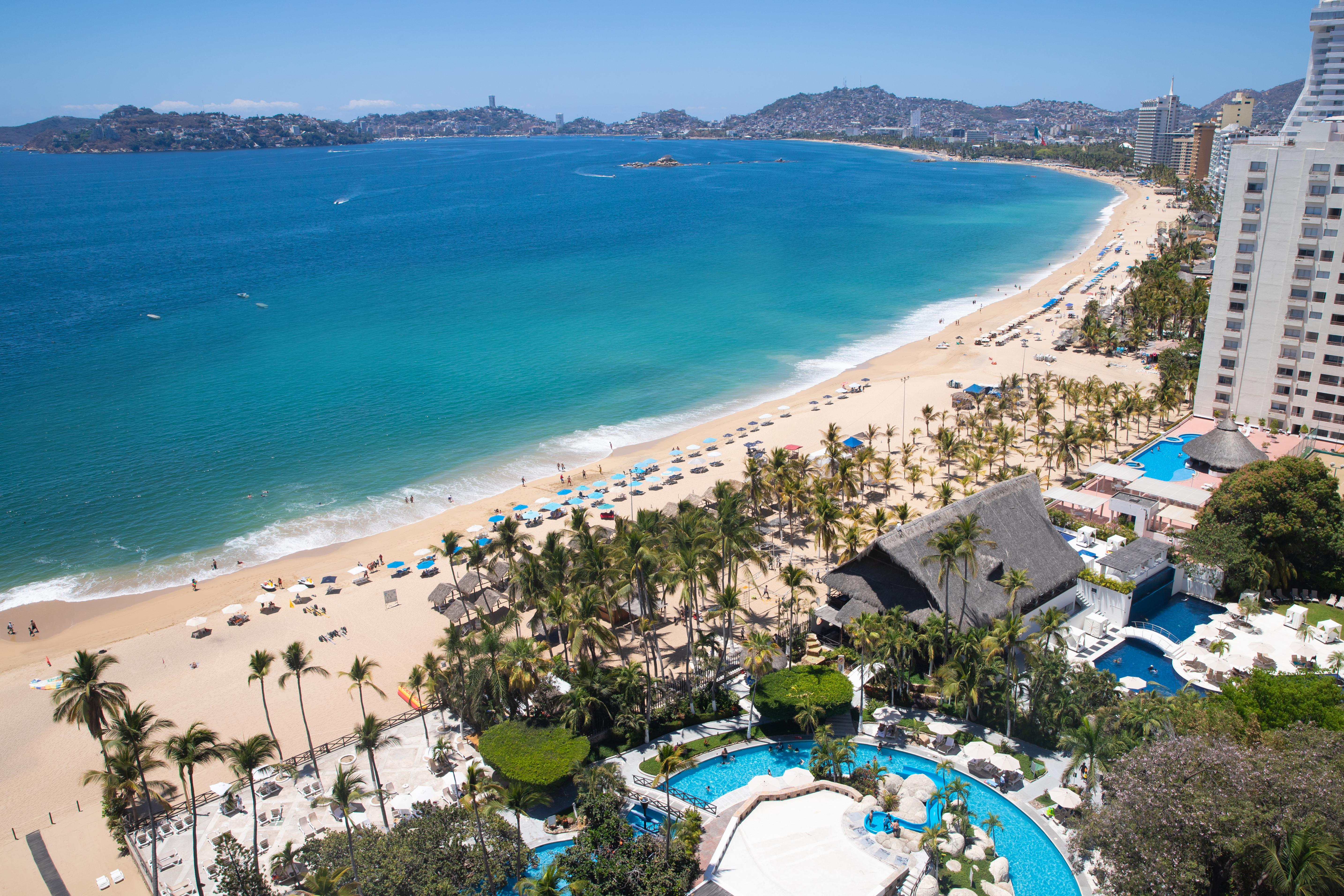 เอมโปริโอ อกาปุลโก Hotel อากาปุลโก ภายนอก รูปภาพ Aerial view of the Bay of Acapulco